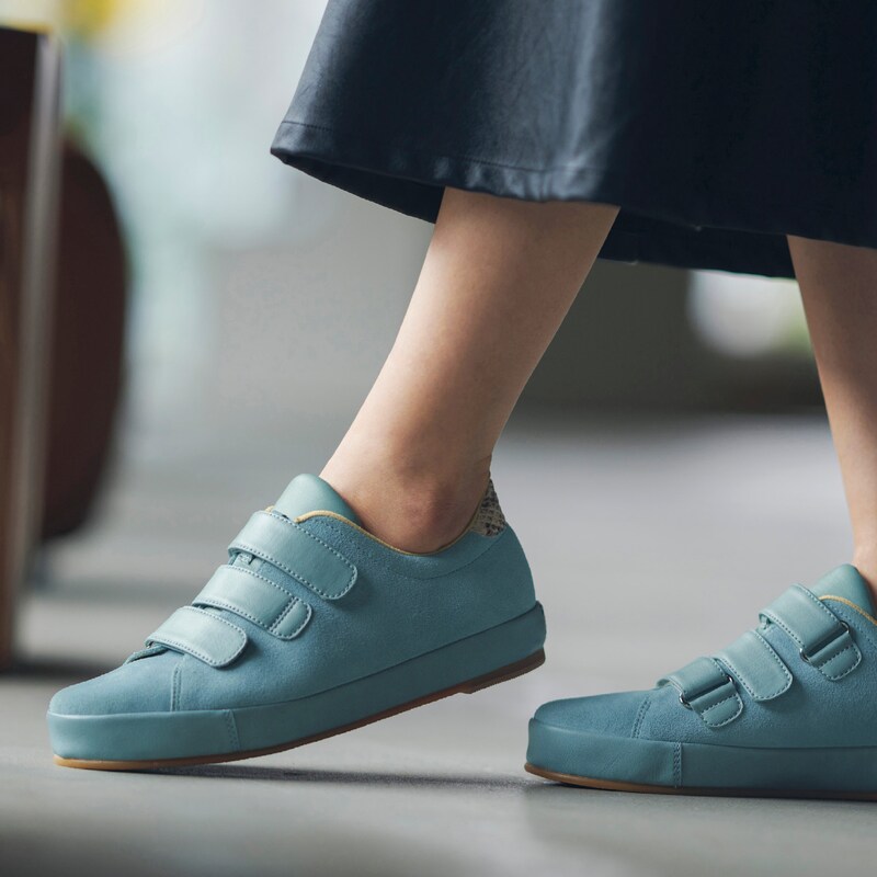 本革大人ふんわりベルトスニーカー ベネビス Benebis 通販のベルメゾンネット