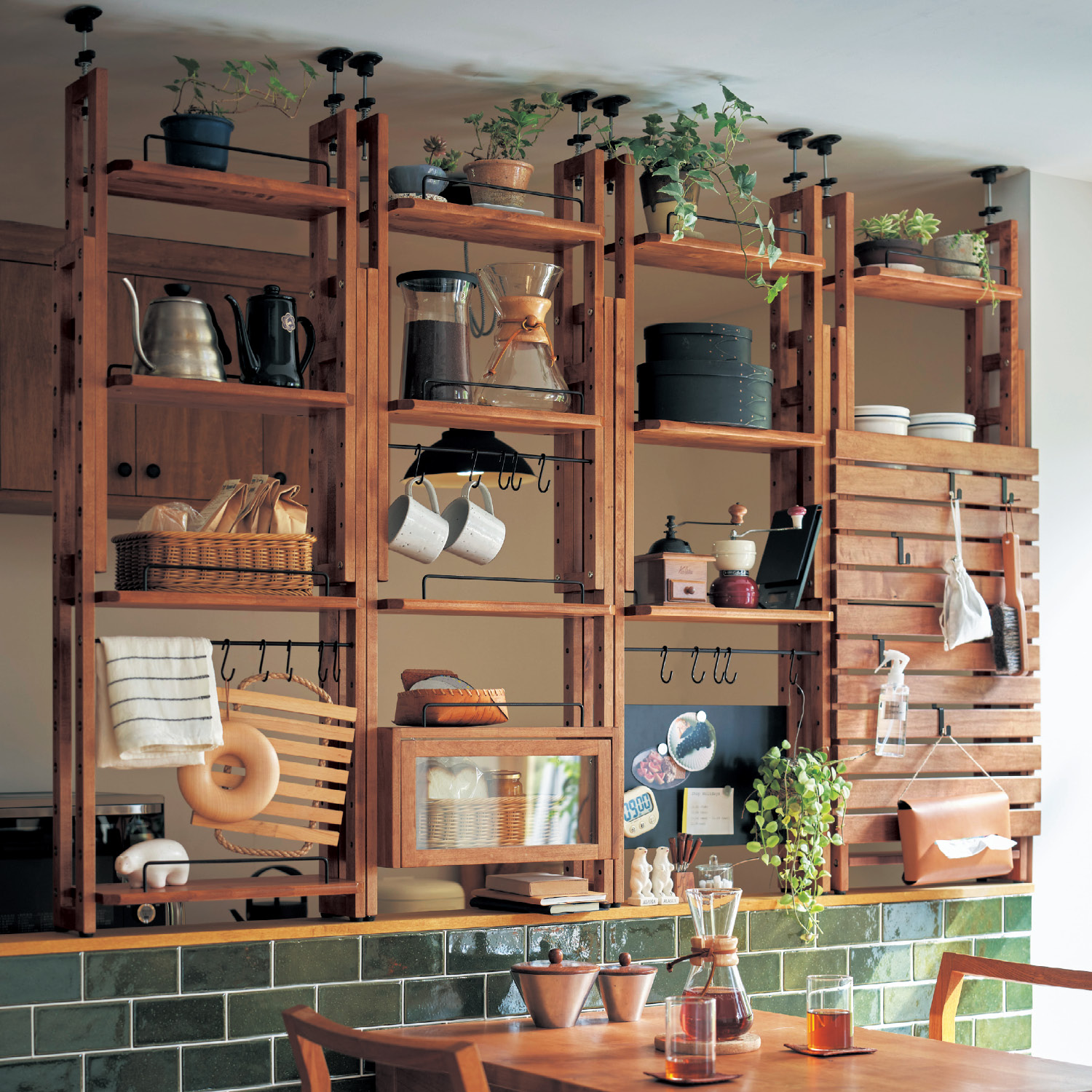 【ベルメゾン】突っ張りキッチン収納ラック