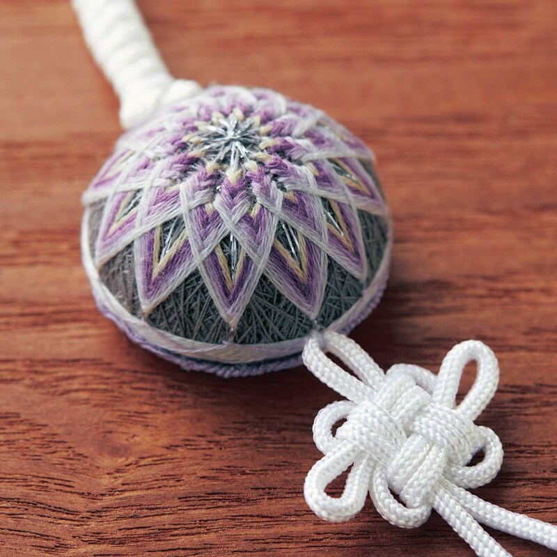 手毬 手鞠 てまり 刺繍梅 No115 見つめる ハンドメイド