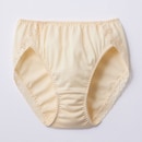 クリームベージュ