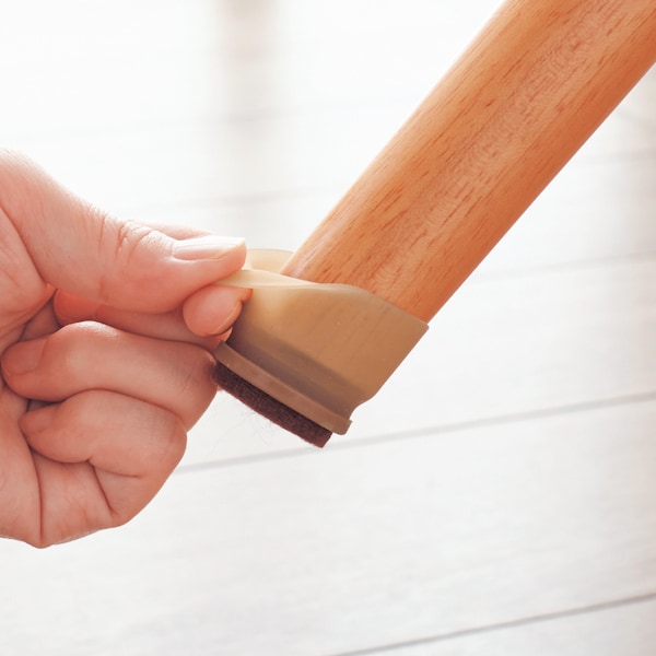 【ベルメゾン】フィットする椅子脚キャップ4個セット 【フェルト付きで床を傷つけにくい】