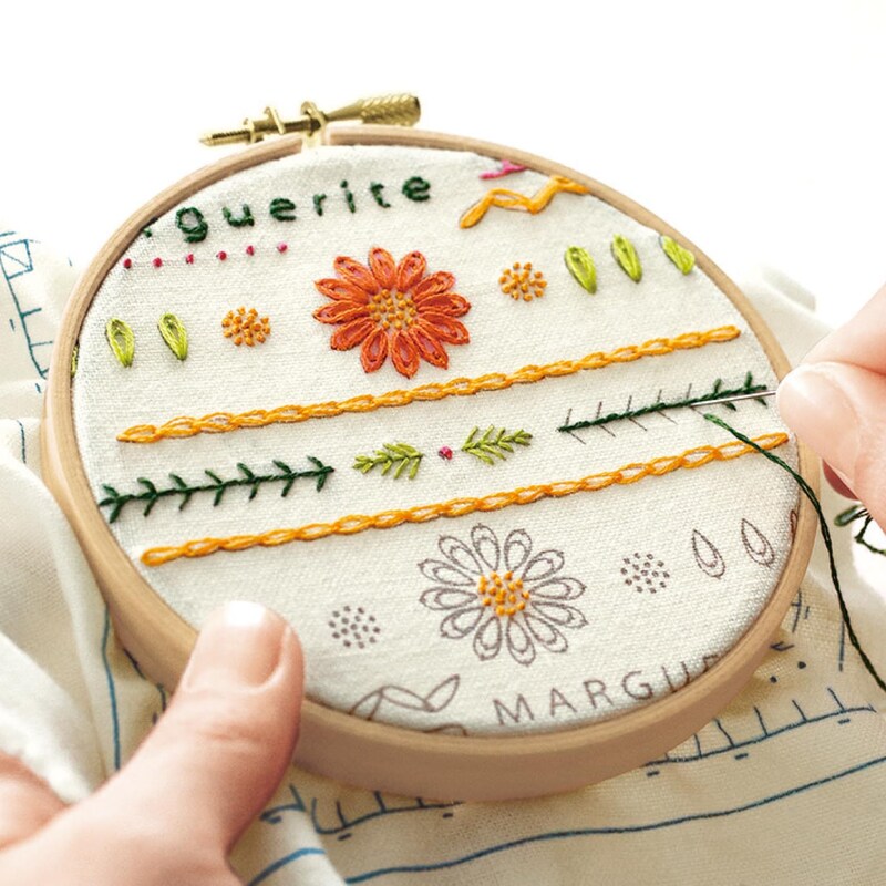 基本のステッチで花咲くフランス刺しゅう 通販のベルメゾンネット