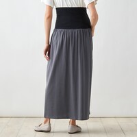 モデル身長160cm・マタニティMサイズ着用