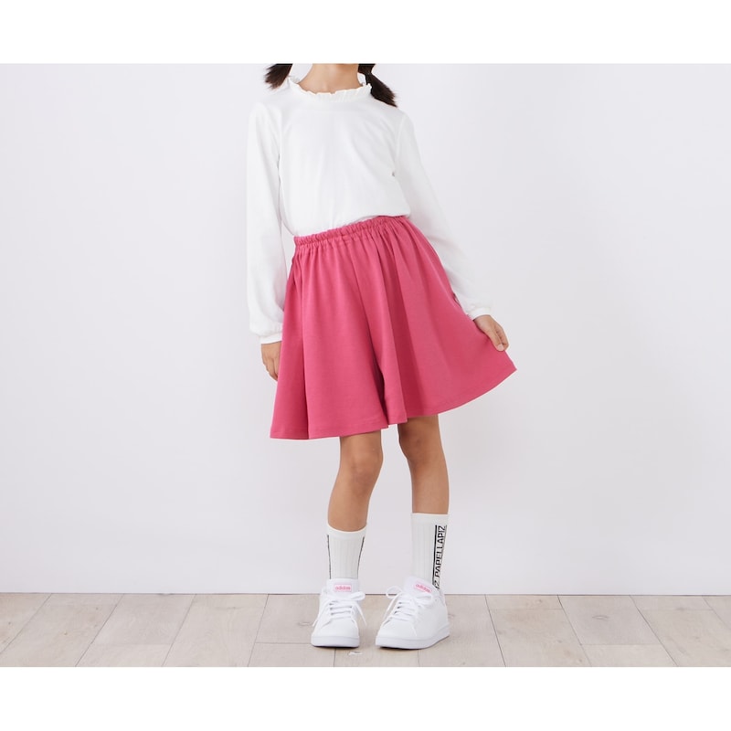 ピンク／モデル身長131cm・130サイズ着用
