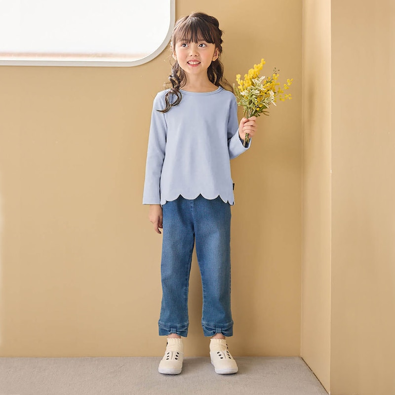 ペールブルー／モデル身長114.5cm・110サイズ着用