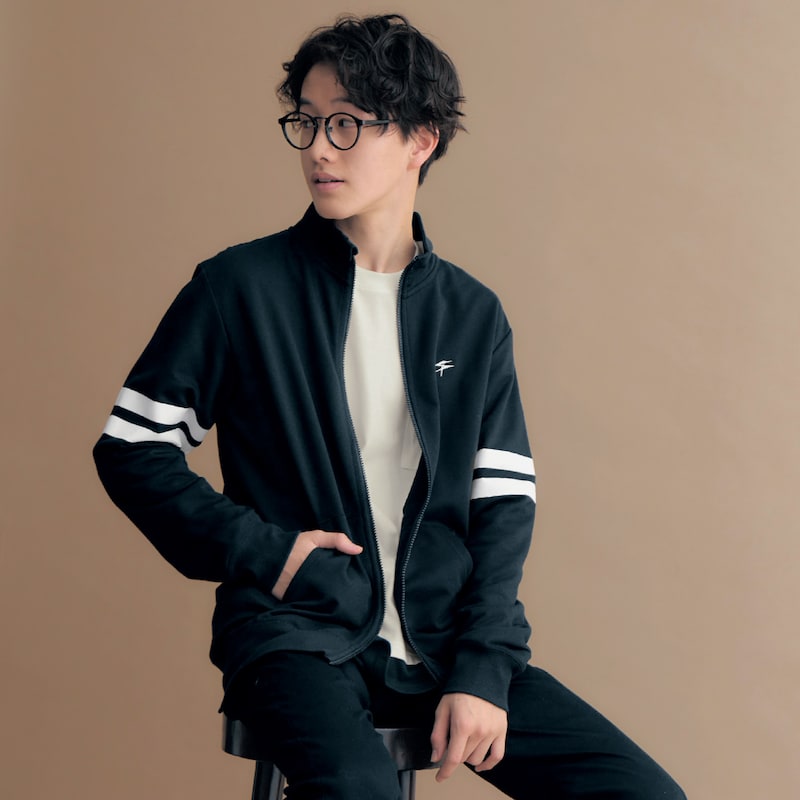 モデル身長174cm/サイズ170