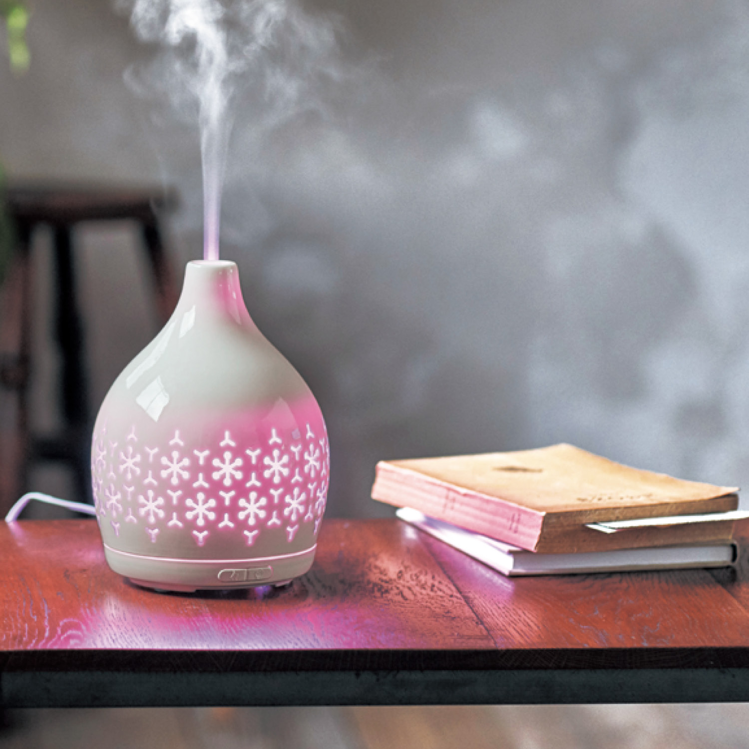 【ベルメゾン】7色に光る超音波式アロマディフューザー