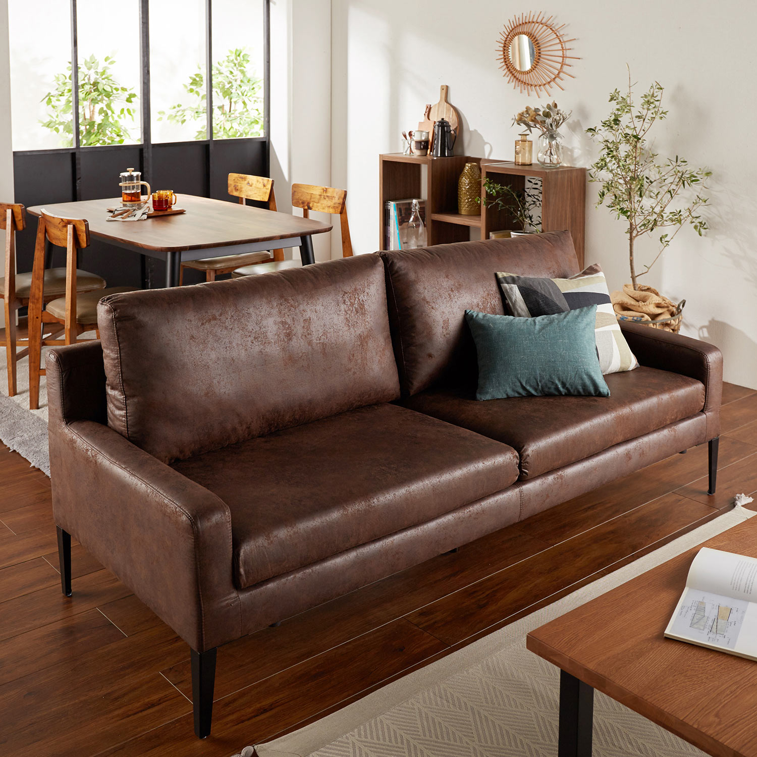 【ベルメゾン】まるで本革のようなモダンソファー 【ベルメゾン】まるで本革のようなモダンソファー