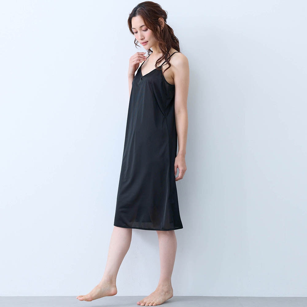 さらっと快適スリップ【吸水・速乾・静電気防止】（ひざ下丈