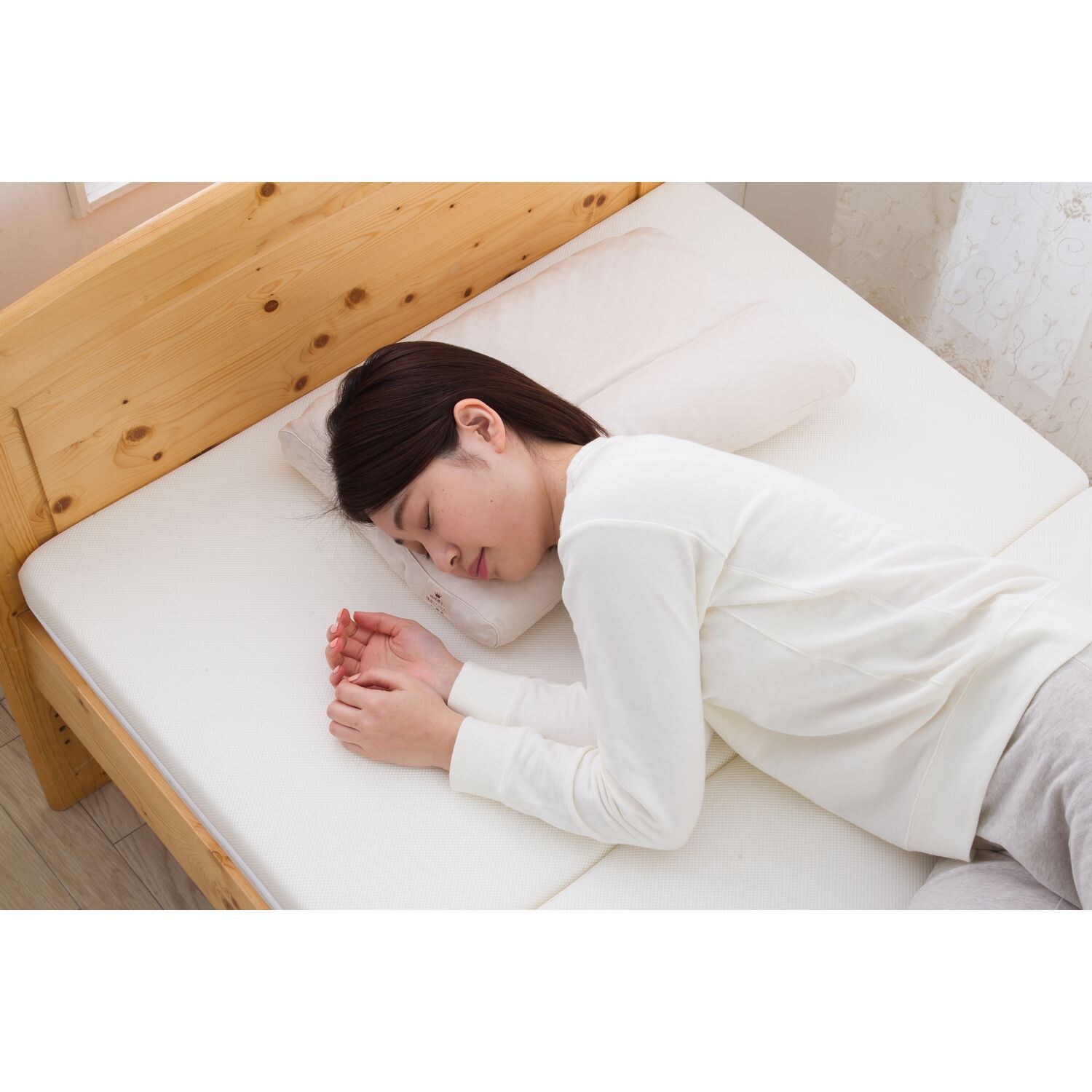【西川】睡眠博士シリーズ 寝返りアシスト枕 【洗える枕】