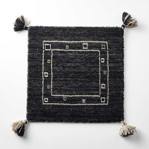 ウール素材の手織りギャッベチェアパッド