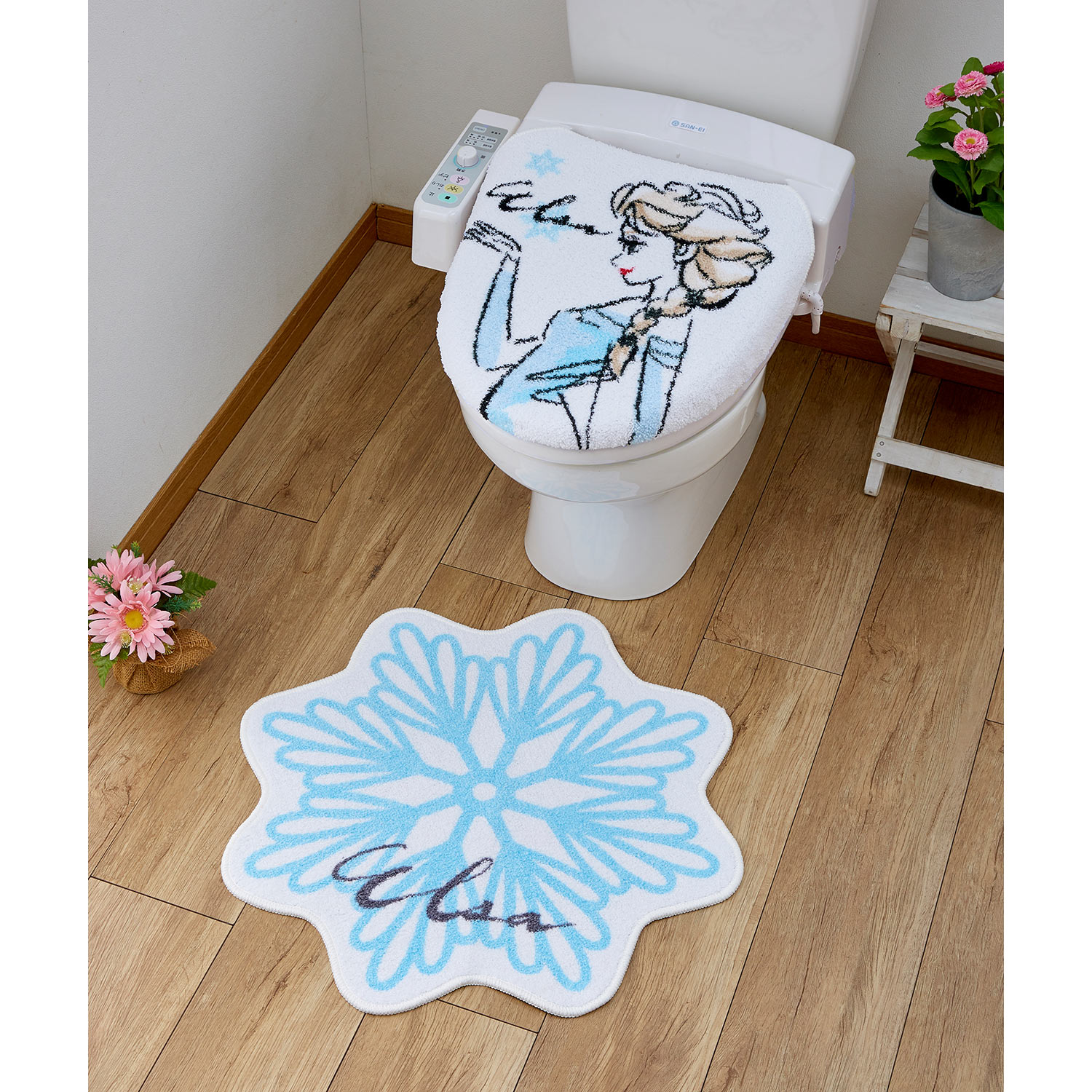 通販でクリスマス ディズニー トイレマット フタカバー ベルメゾン トイレカバー キッチンマット トイレ バスマット Agenciashift Com Br