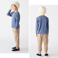 ベージュ系チェック／モデル身長115.5cm・110サイズ着用