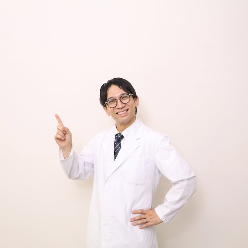 厚生労働省の認定を受けたアメニティネットワーク社内検定のトイレ診断士、お笑い芸人（どきどきキャンプ）