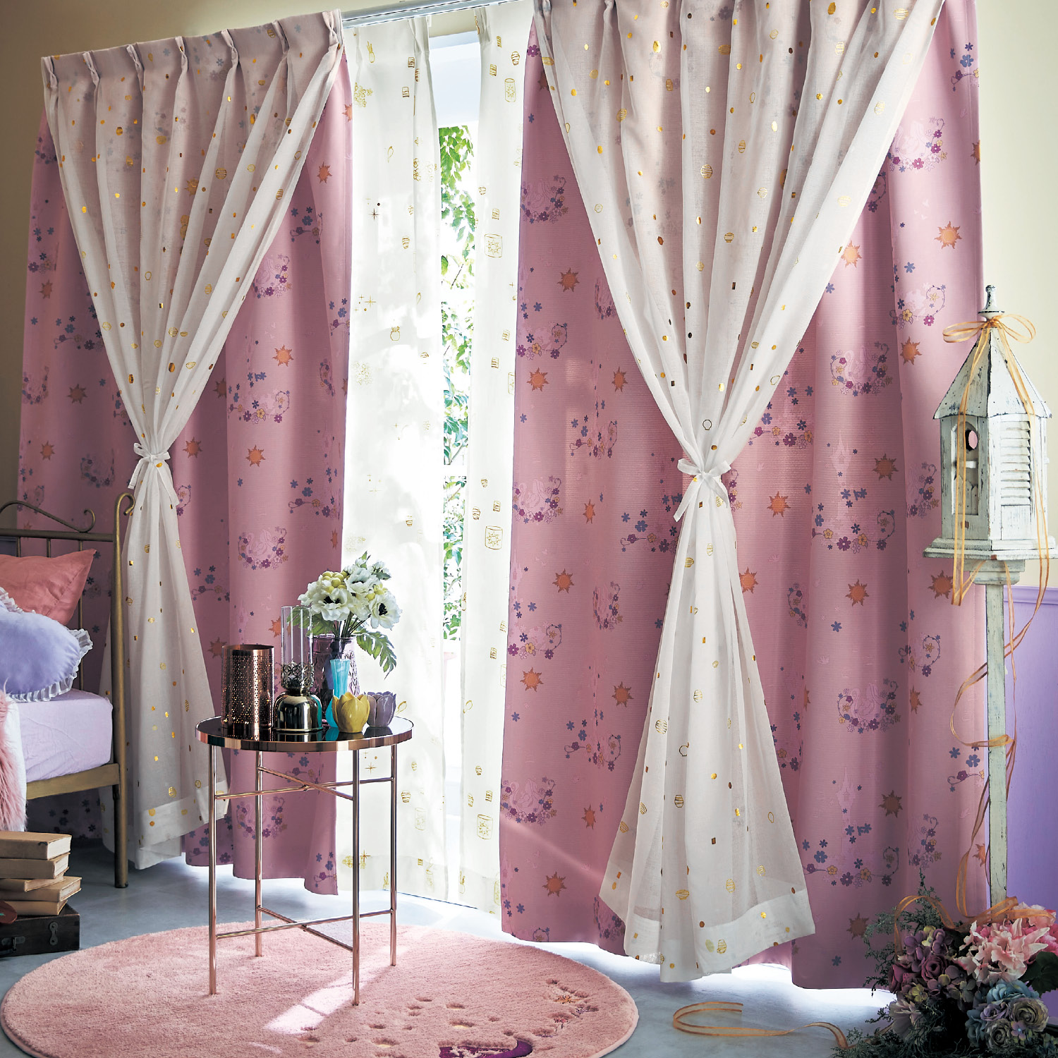 キラキラ箔プリントの2重遮光 遮熱カーテン ラプンツェル ディズニー Disney 通販のベルメゾンネット キラキラ箔プリントの2重遮光 遮熱カーテン ラプンツェル ディズニー Disney 通販のベルメゾンネット