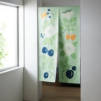 フラワーと木の実（ソフトグリーン）／約85×150cm