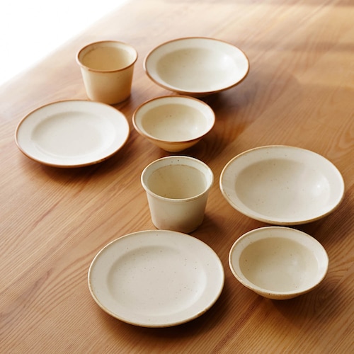 おかずを盛り付けやすい食器セット4種8ピース［日本製］