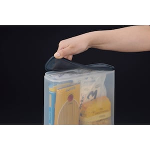 クリアブラック／６L：本体底部分に乾燥剤付き