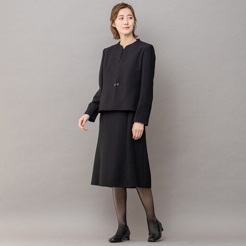 【50％OFF】 スタンドカラ―ジャケット＆前開きファスナーワンピース