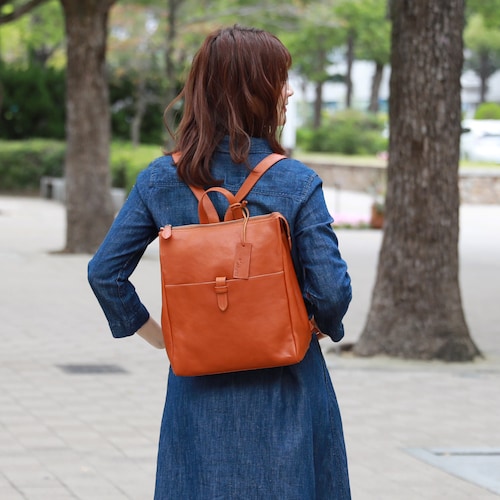 本革スクエアフォルムリュック【A4対応】
