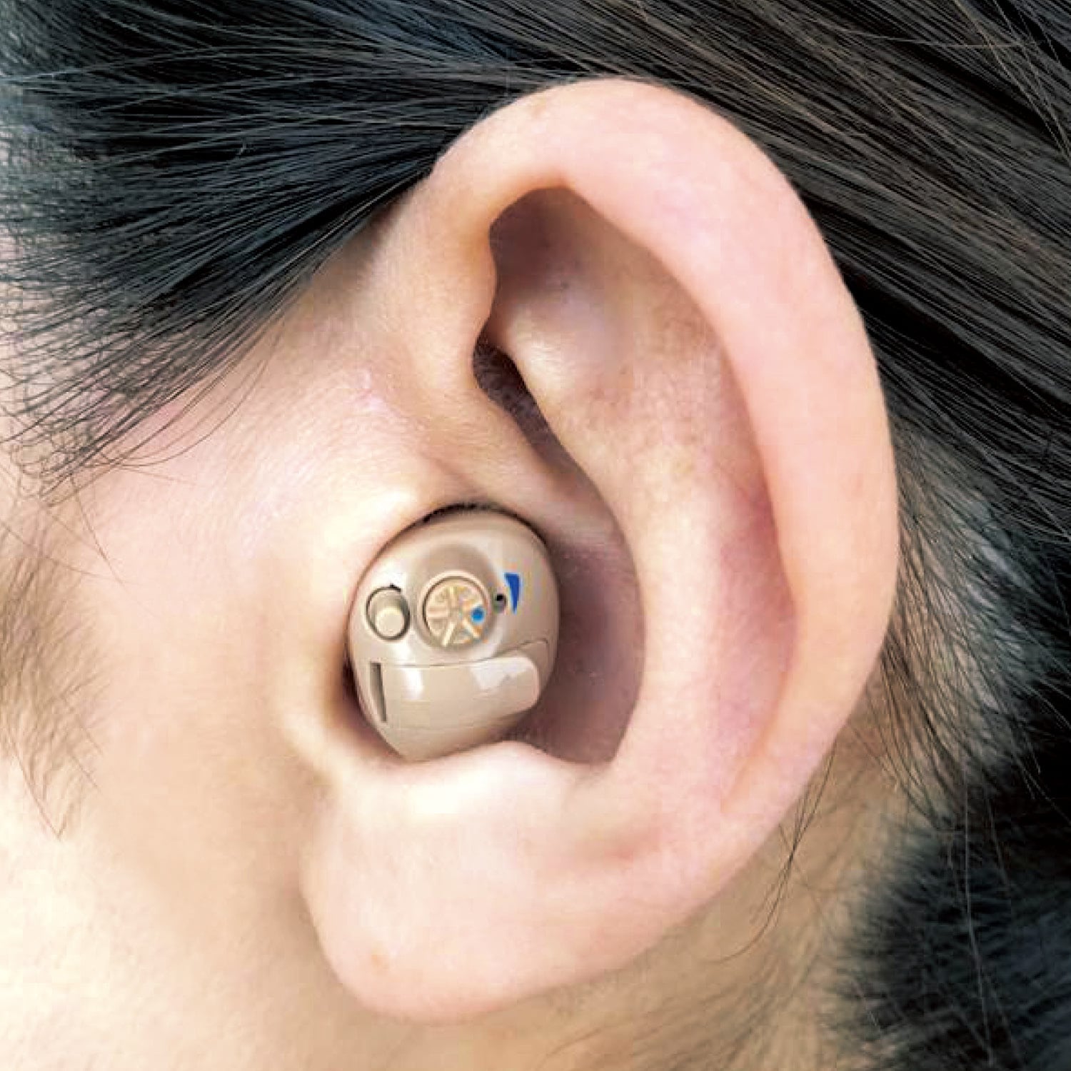 ＜ベルメゾン＞[日本製]ニコン・エシロール耳穴型デジタル補聴器(NEF-M100)画像