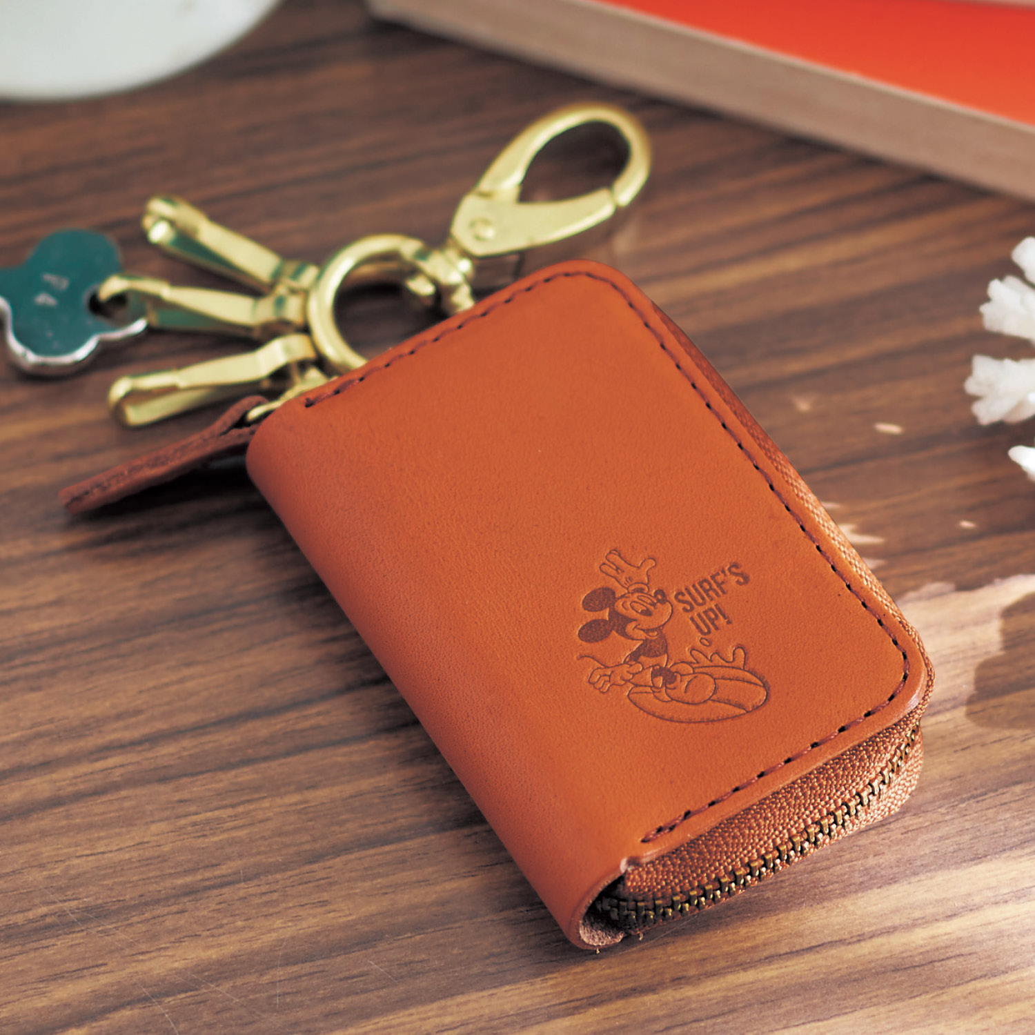 栃木レザー製牛革のスマートキーケース 日本製 ミッキーマウス ディズニー Disney 通販のベルメゾンネット 栃木レザー製牛革のスマートキーケース 日本製 ミッキーマウス ディズニー Disney 通販のベルメゾンネット