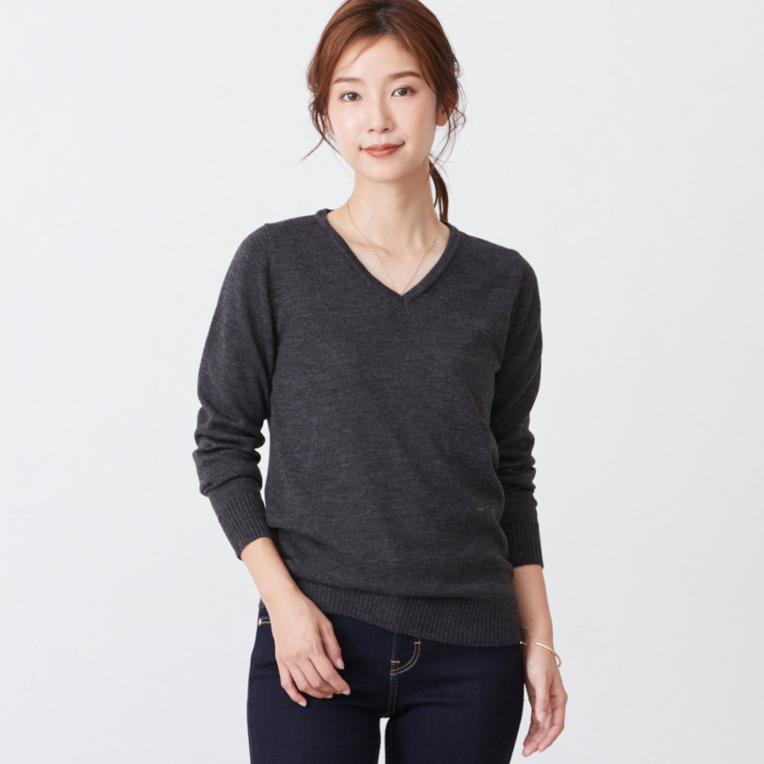 Vネックニットプルオーバー Vネックニットプルオーバー