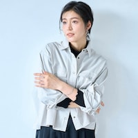 モデル身長168cm／M　ブラック着用