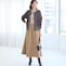 モデル身長169cm／M　グレージュ着用