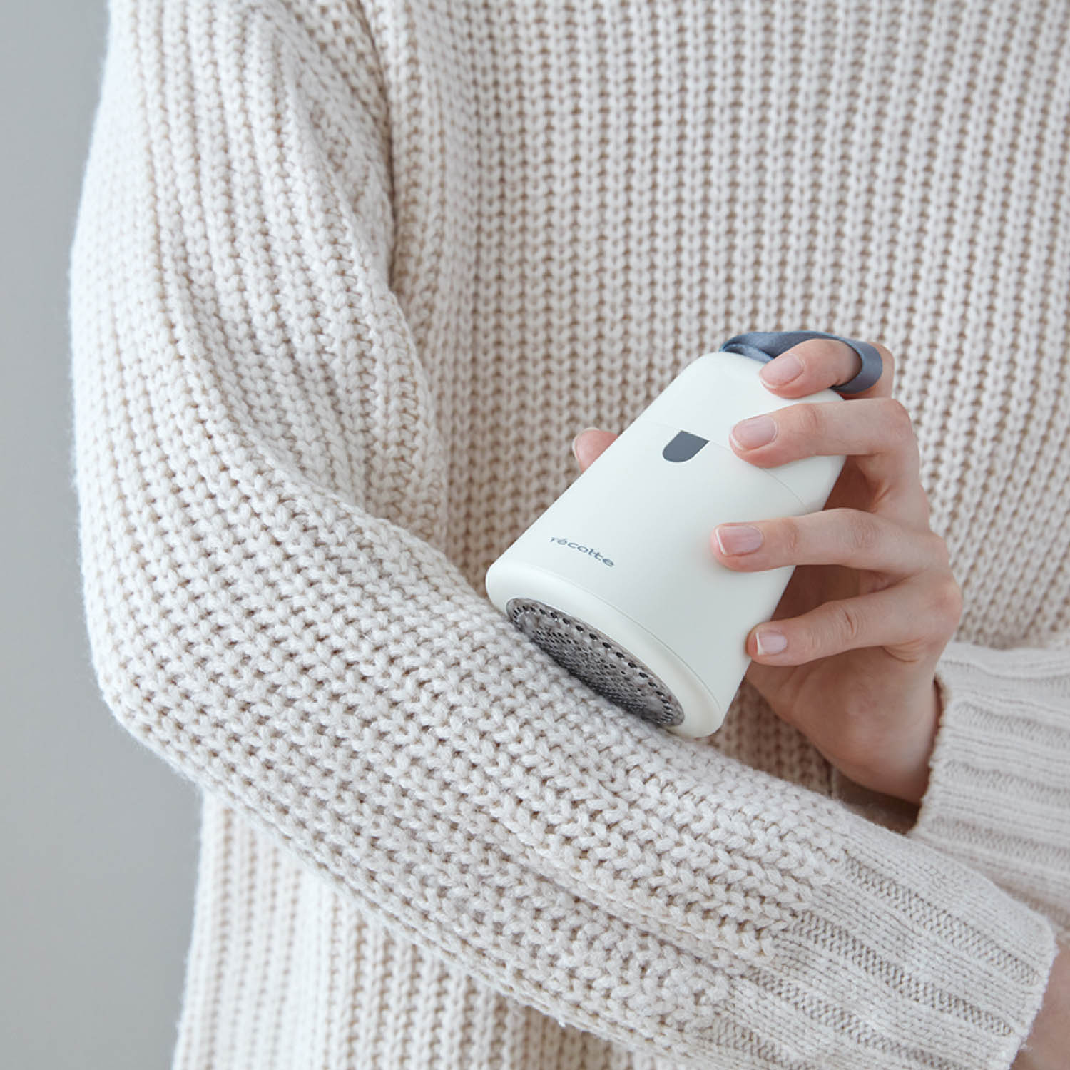 充電式電動毛玉取り「KEDAMATORI」