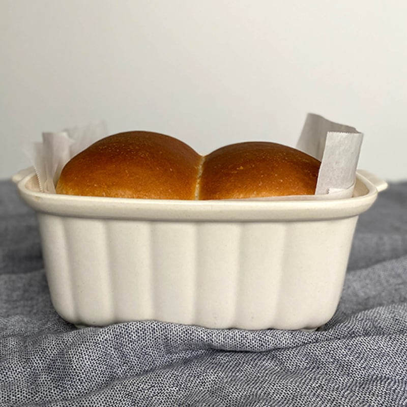 外はカリッと中はしっとりふんわり食パンの出来上がり