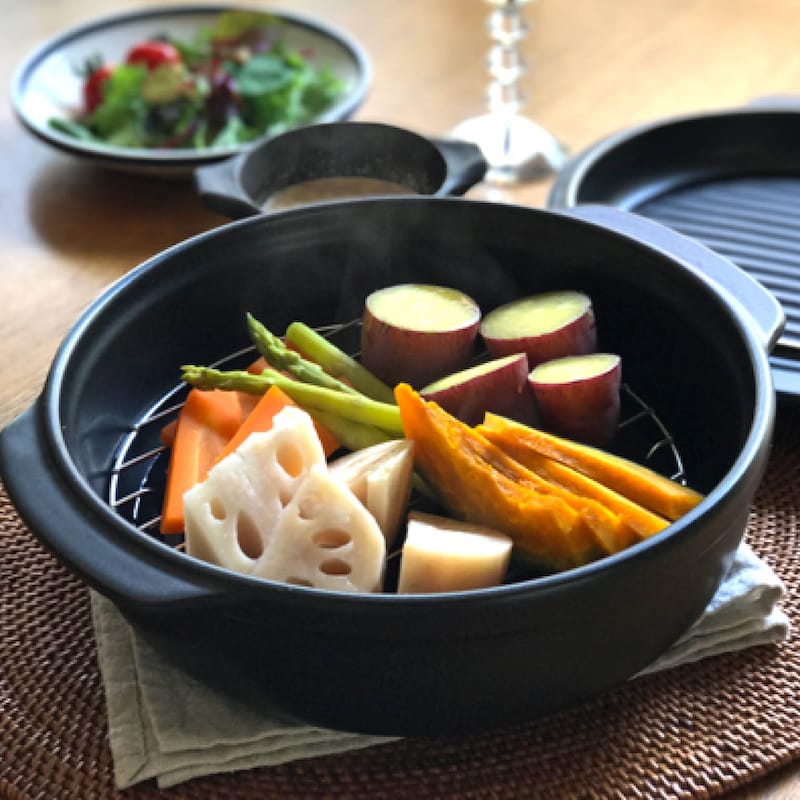 甘みが増す、根菜の蒸し料理