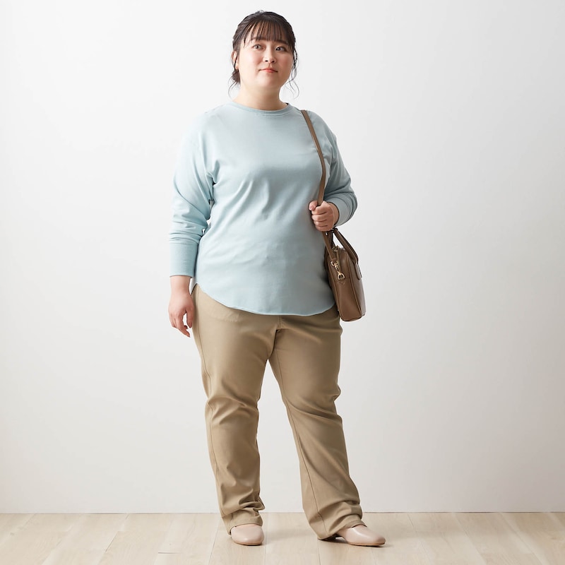 モデル身長154cm／4L・股下68cm