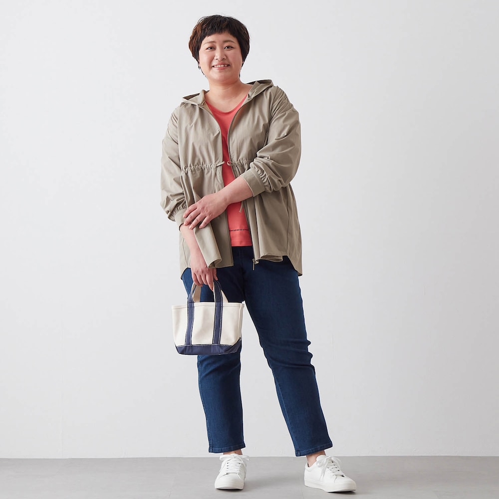 モデル身長168.5cm／4L・股下68cm