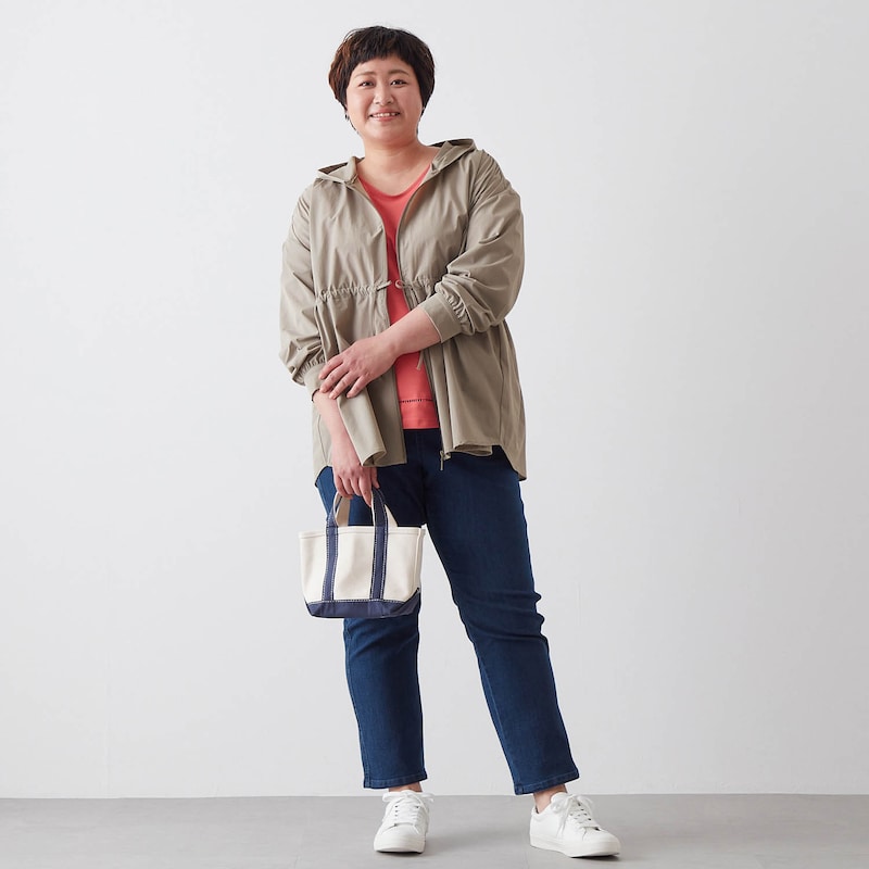 モデル身長168.5cm／4L・股下68cm