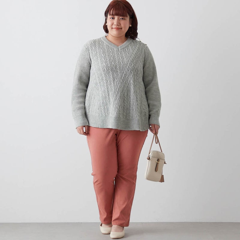 モデル身長163cm／4L・股下68cm