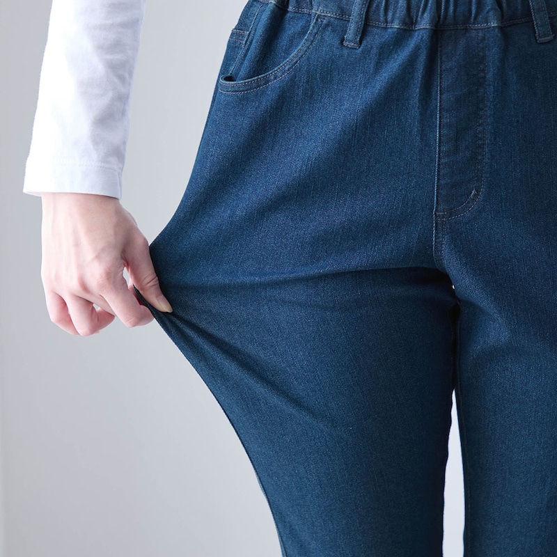 ストレッチ素材で動きやすい