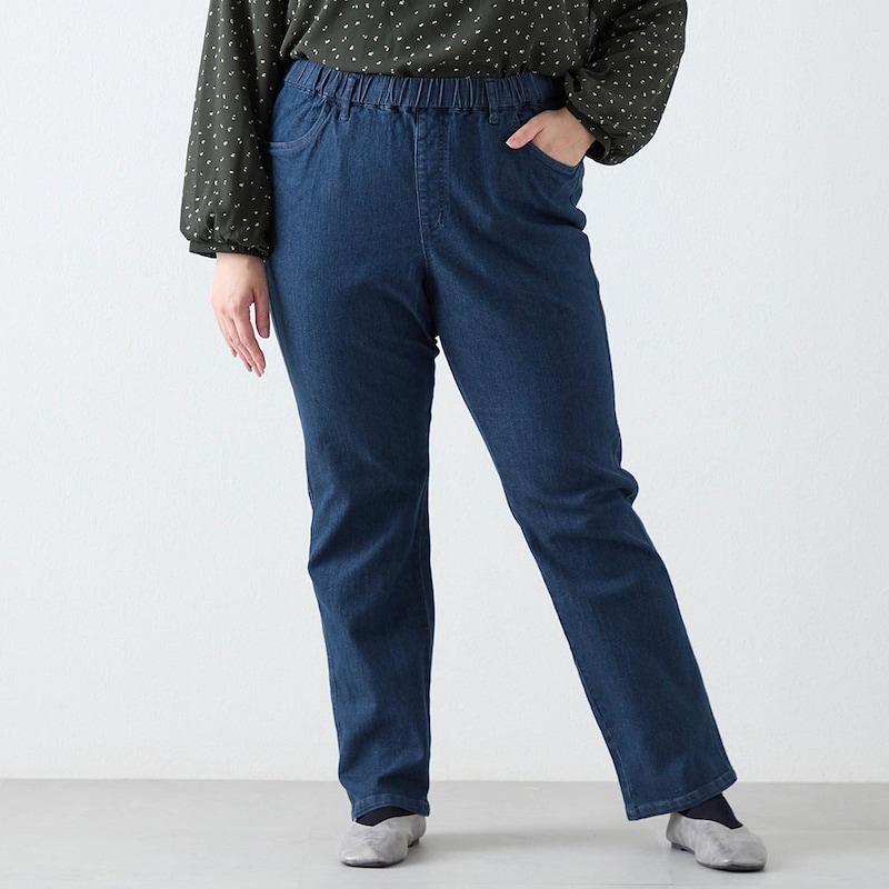 モデル身長168cm／4L・股下72cm