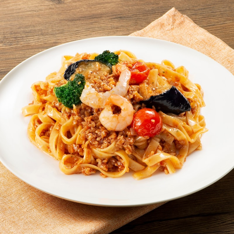 海老入りボロネーゼパスタ