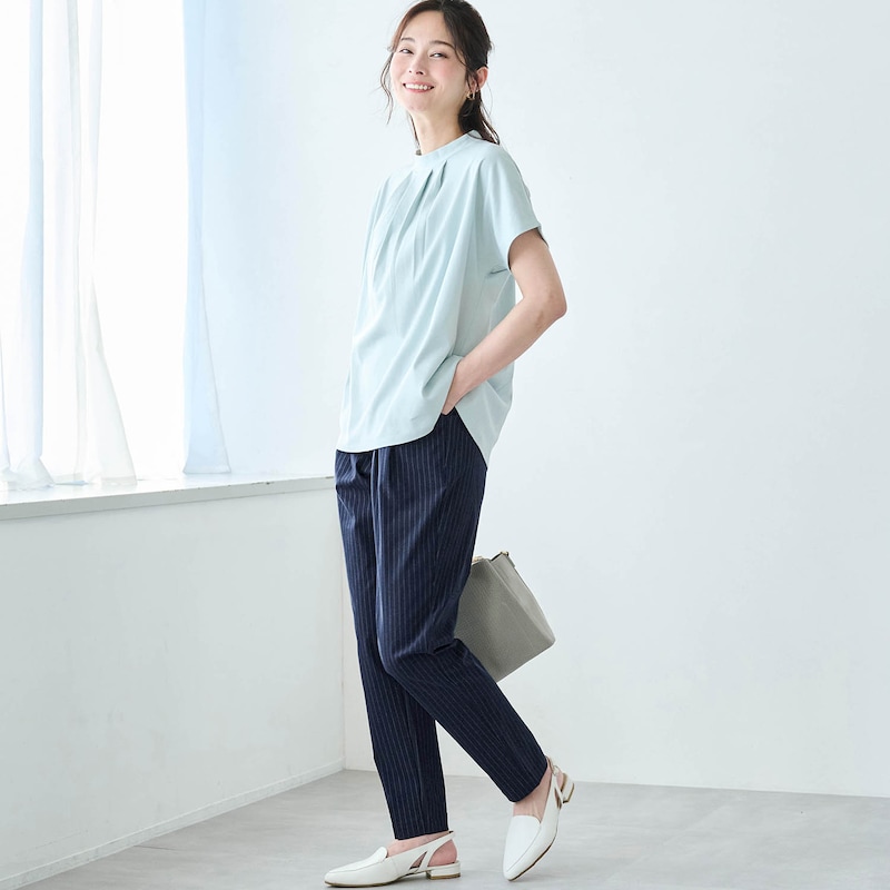 モデル身長166cm／M・股下68cm　※写真は撮影用のため、股下+6cmになります。