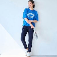 モデル身長168cm／M・股下66cm ※写真は撮影用のため股下+6cmになります。ネイビー着用