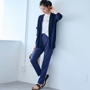 モデル身長168.5cm／M・股下66cm ※写真は撮影用のため股下+6cmになります。ブルー着用