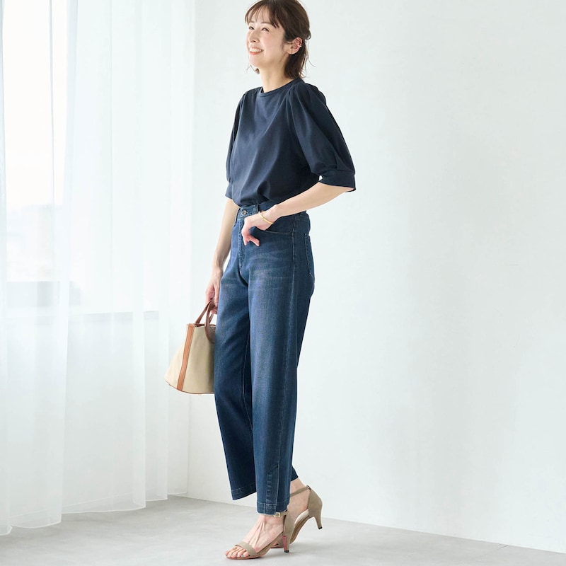 モデル身長170cm／M・股下60cm　※写真は撮影用のため、股下+6cmになります。