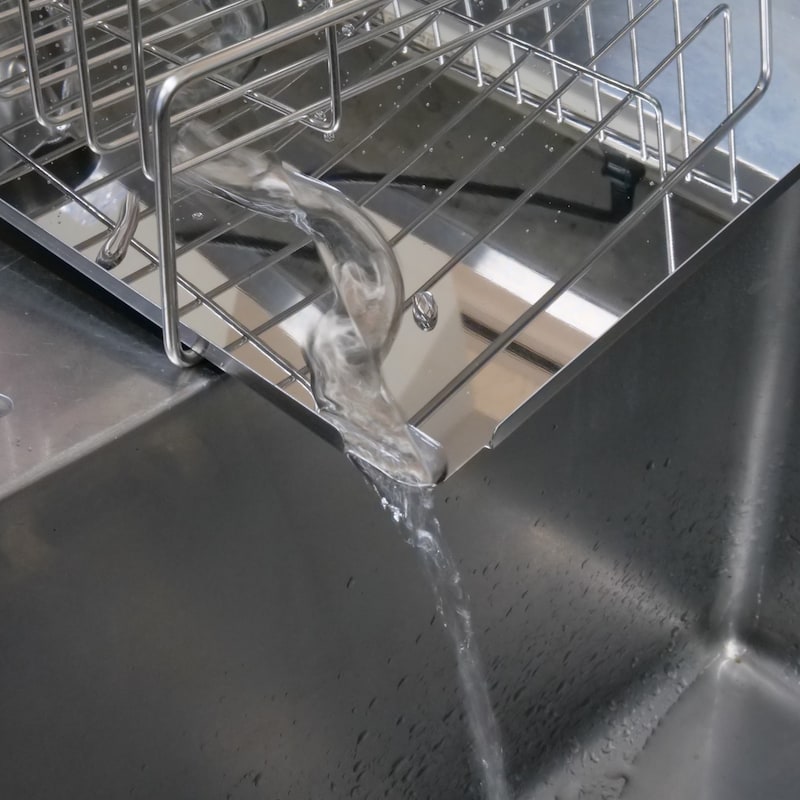 角部分から水が流れるタイプ