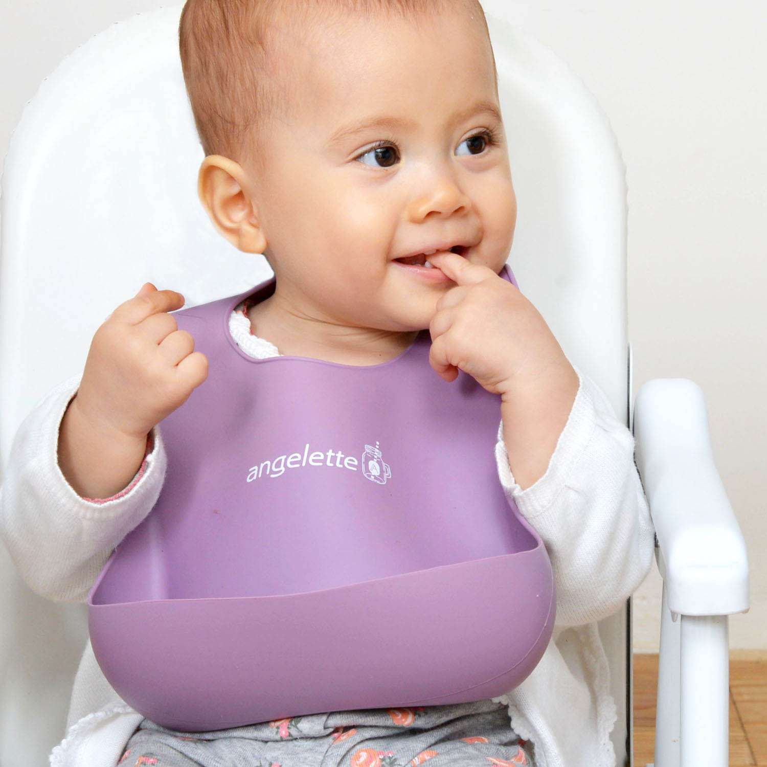 【ベルメゾン】大人カラーのシリコン製お食事スタイ 無地