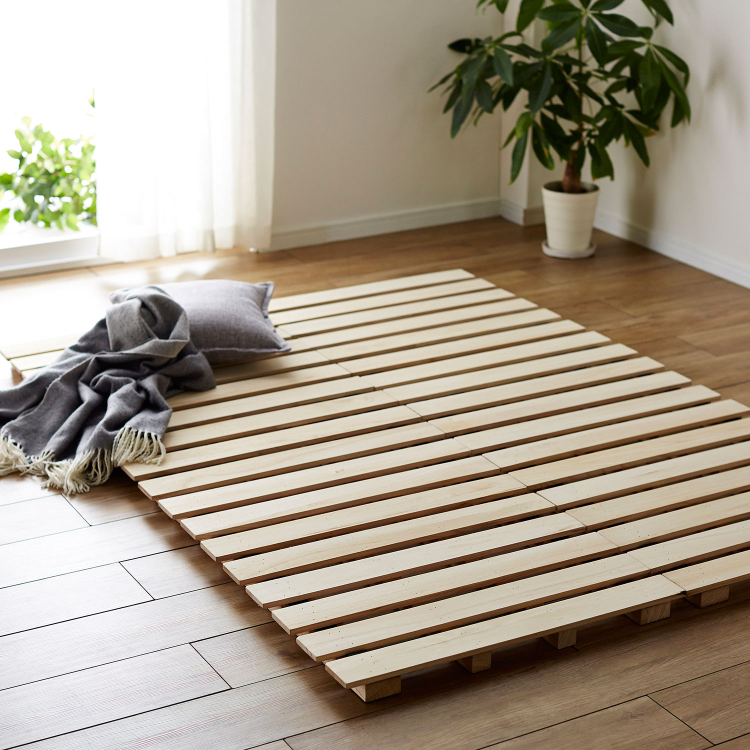 【ベルメゾン】極厚仕様!通気性を高める桐材のロールすのこベッド 【ベルメゾン】極厚仕様!通気性を高める桐材のロールすのこベッド