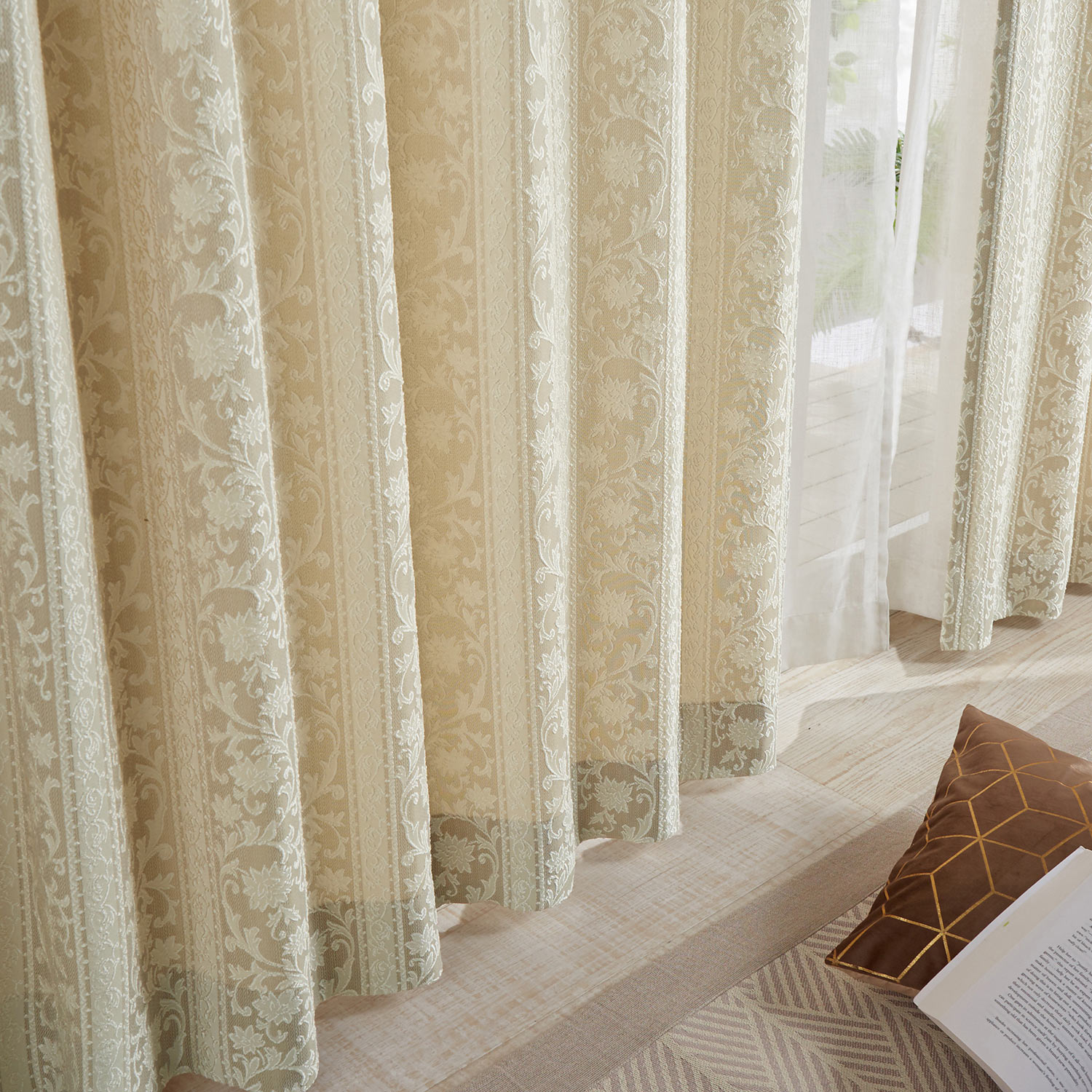 【ベルメゾン】【99サイズ】 立体的なデザインがエレガントなジャカード織カーテン