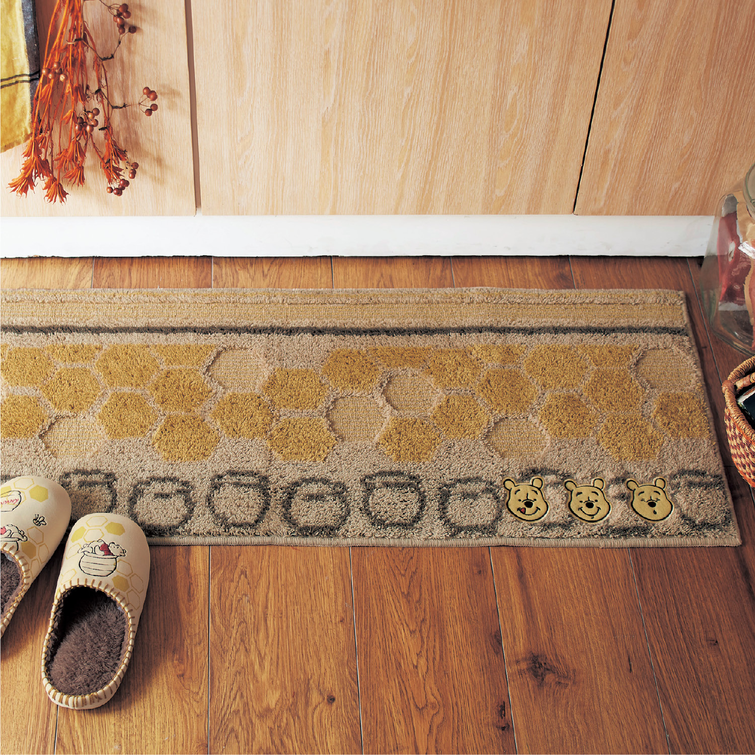 ハニカム柄のキッチンマット くまのプーさん ディズニー Disney 通販のベルメゾンネット ハニカム柄のキッチンマット くまのプーさん ディズニー Disney 通販のベルメゾンネット