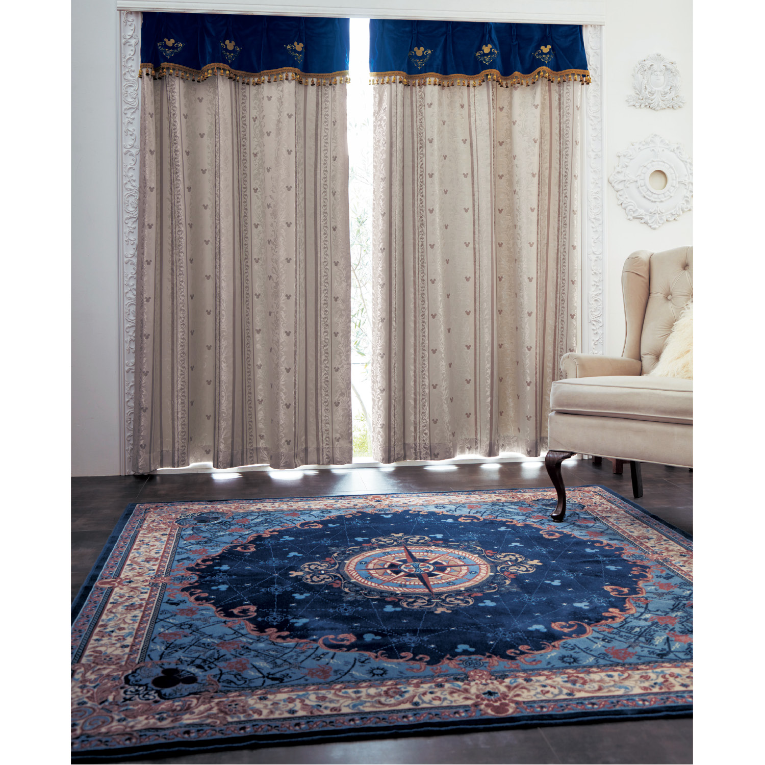 憧れを日常に。上質ジャカードのフリンジ付き遮光・遮熱カーテン「ミッキーモチーフ」 <2枚組>(ディズニー/Disney) 憧れを日常に。上質ジャカードのフリンジ付き遮光・遮熱カーテン「ミッキーモチーフ」 <2枚組>(ディズニー/Disney)