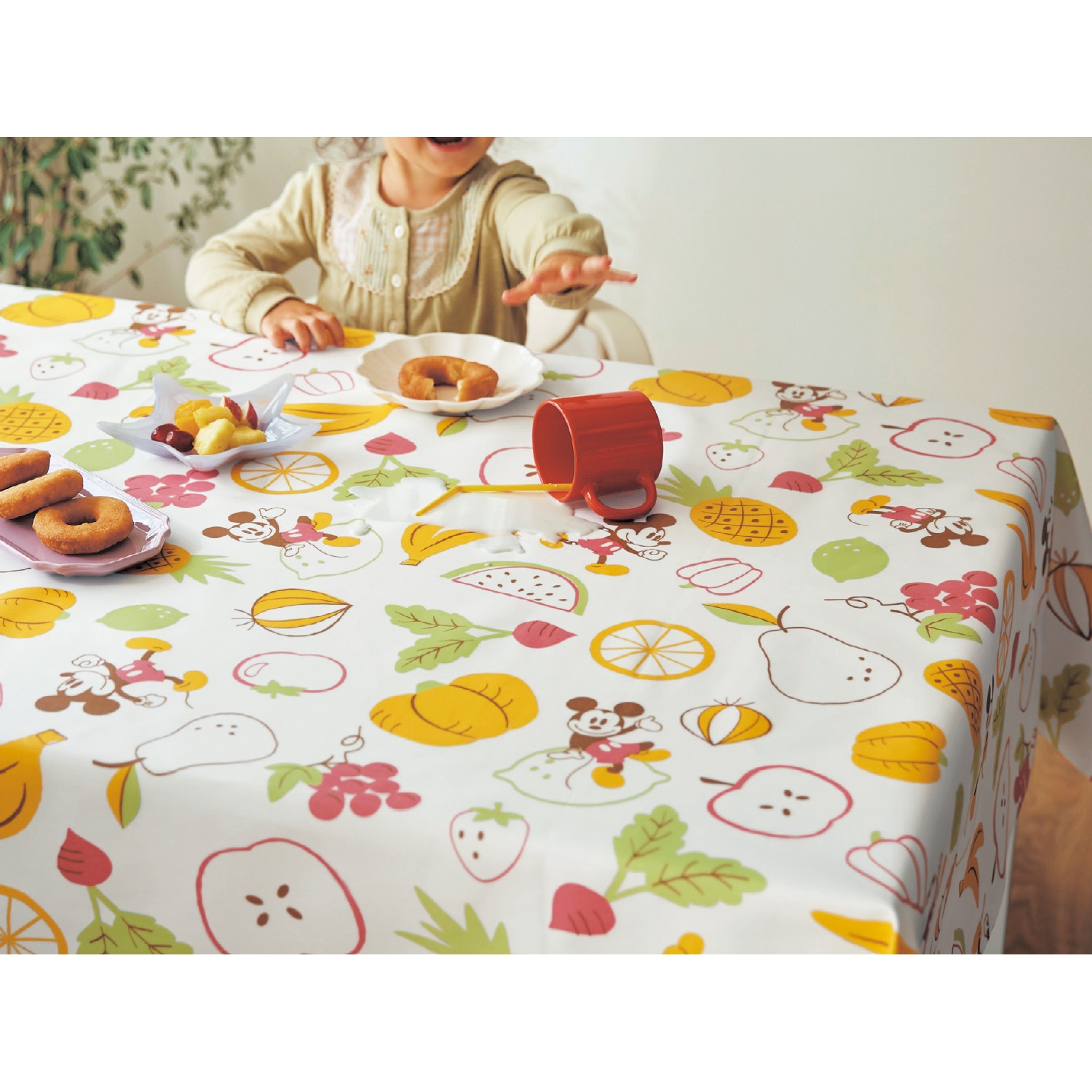 拭ける防水テーブルクロス ミッキーマウス ディズニー Disney 通販のベルメゾンネット 拭ける防水テーブルクロス ミッキーマウス ディズニー Disney 通販のベルメゾンネット